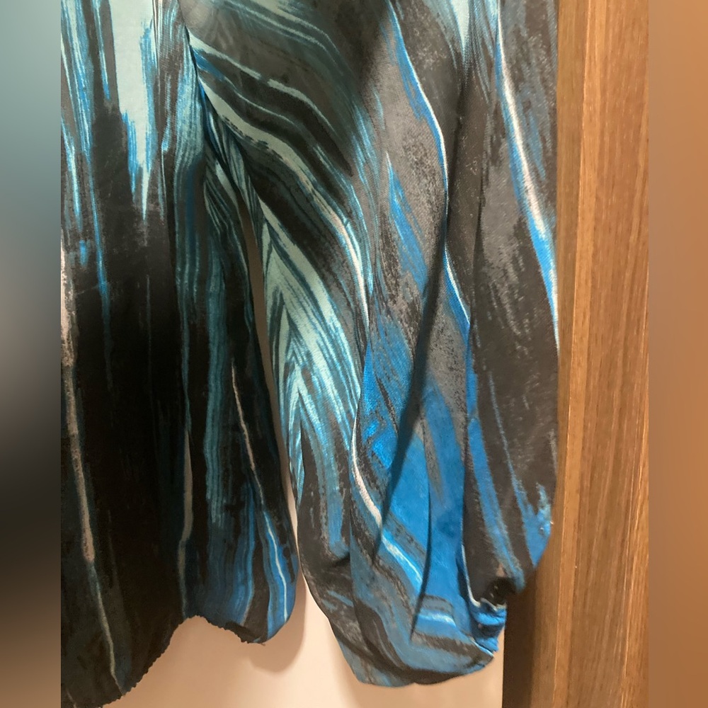 Vince Camuto Blouse - Picture 3 of 6